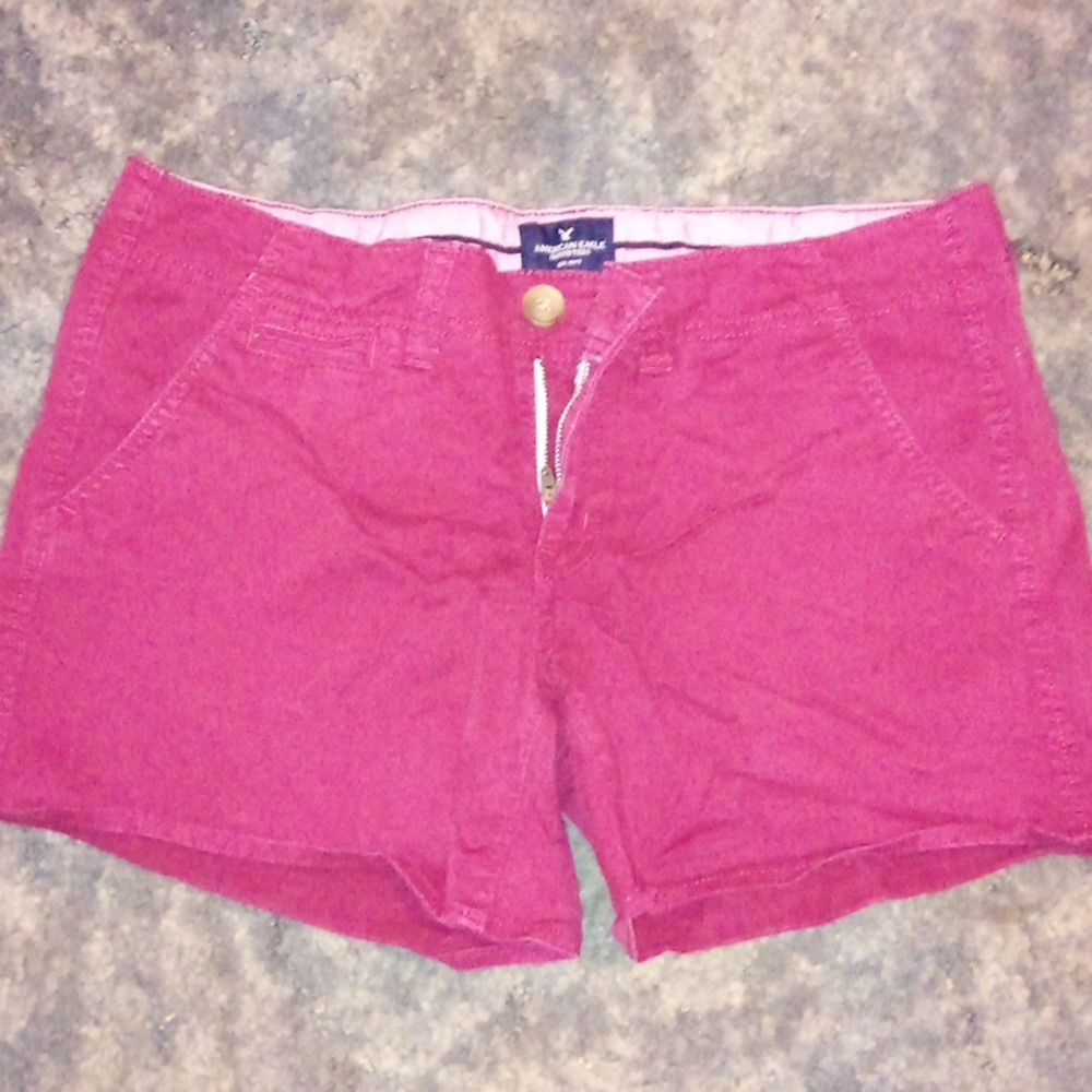 American eagle maroon size 10 shorts